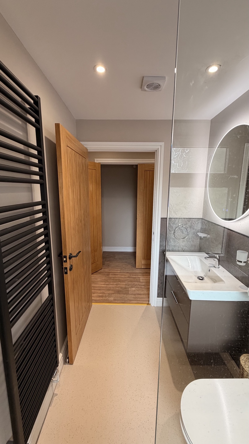 New en suite bathroom