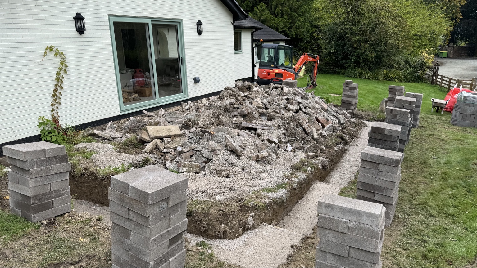 Groundworks for the porcelain patio